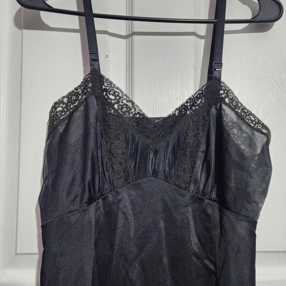 Vintage Black Lace Ruffle Slip - Picture 3 of 7